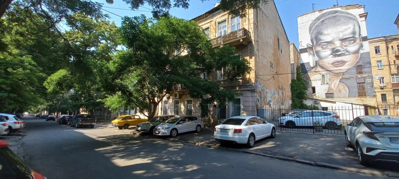 Квартира С Балконом И 2 Спальнями "Na Knyazheskoy" Apartment โอเดสซา ภายนอก รูปภาพ